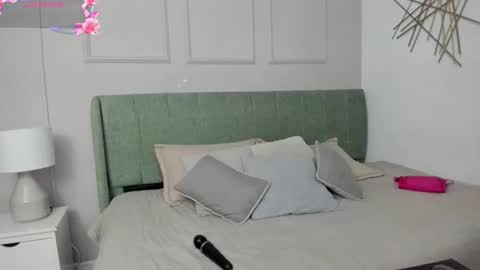 Amelia  online show from 03.19.26