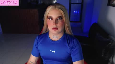 Snapshot of susej_exotic69 chatting on 11.02.25 ale online show from 11.02.25