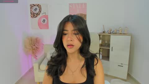 Sussan Monroe online show from 04.21.26