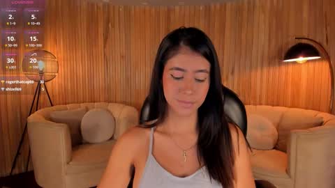 Snapshot of sussanelliot chatting on 09.28.25 Sussan online show from 09.28.25