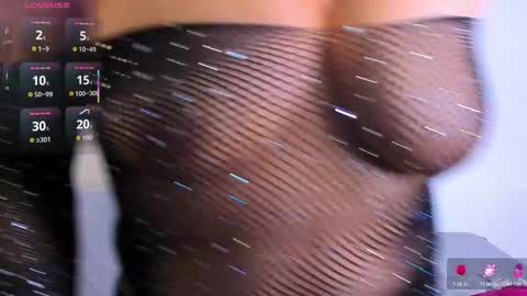 Snapshot of sussanmilf_ chatting on 10.02.25 sussanmilf online show from 10.02.25