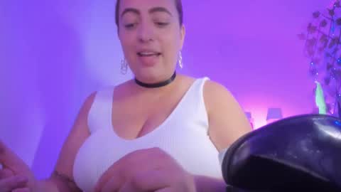 sussanmiller_ online show from 02.26.25