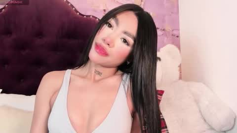 Sussie Tompsom online show from 02.21.26