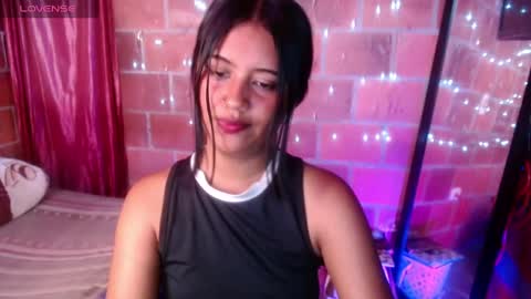 Snapshot of sussy_222 chatting on 02.07.25 susy online show from 02.07.25