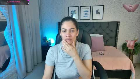   online show from 12.04.24