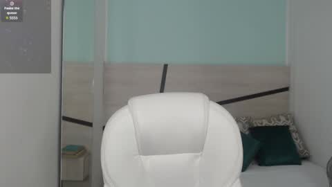 Snapshot of sussy_leon chatting on 03.10.25 sussy leon online show from 03.10.25