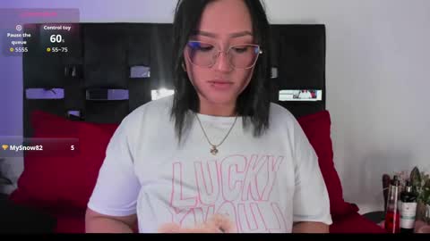 Sussy Sunny online show from 04.07.26