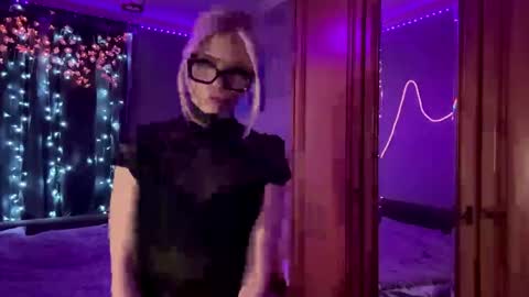 Stacy online show from 05.01.26