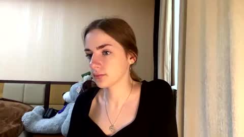 Snapshot of suzannetigerino chatting on 07.05.26 Emila online show from 07.05.26