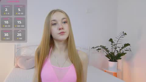 Suzi online show from 10.03.25