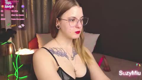 Snapshot of suzymiu chatting on 02.11.26 suzymiu online show from 02.11.26
