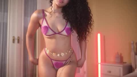 suzysuza online show from 09.22.25