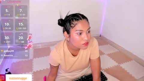 suzzann_rugg online show from 01.05.25