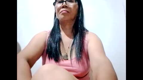 suzzie_hot online show from 12.26.24