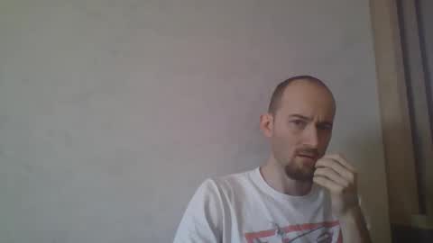 Snapshot of swarogpl chatting on 02.04.25 swarogpl online show from 02.04.25