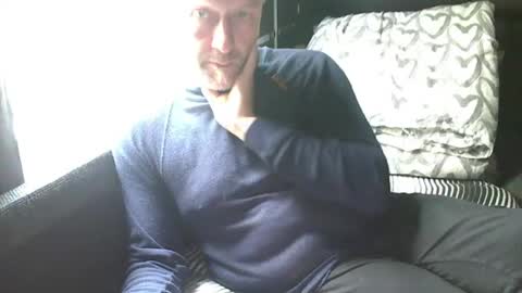 Snapshot of swartarn chatting on 07.19.26 ArnSwart online show from 07.19.26