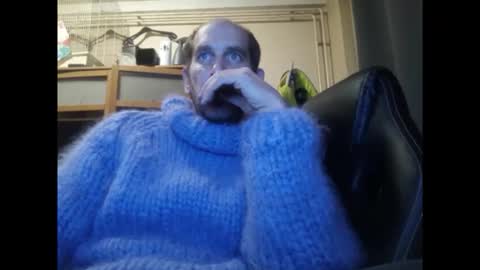 sweaterboy666 online show from 11.06.25