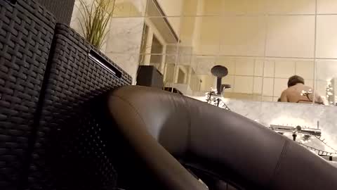 Snapshot of sweaty_hairy_cocks chatting on 03.01.25 sweaty_hairy_cocks online show from 03.01.25