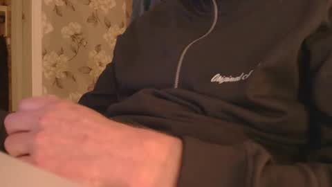 Snapshot of swedishdick23 chatting on 09.29.25 SwedishDick online show from 09.29.25