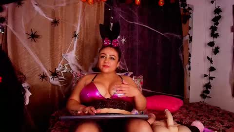 Debora  online show from 10.16.25