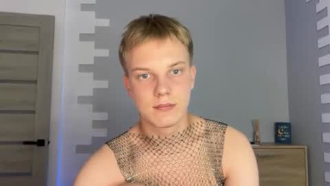 sweet online show from 09.15.25