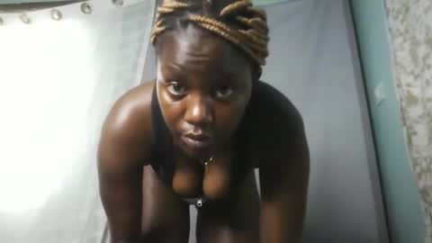 Snapshot of sweet69berry chatting on 12.01.25 sweet69berry online show from 12.01.25