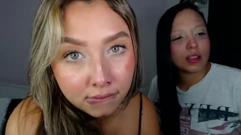 Snapshot of sweet__pink chatting on 04.24.26 Taty online show from 04.24.26