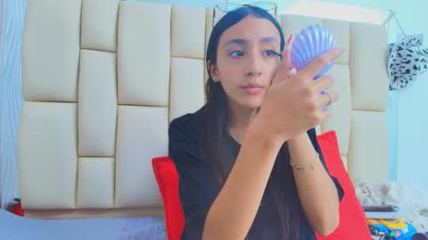 Amye  online show from 09.25.25