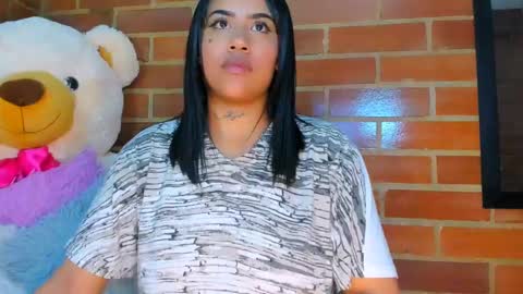 Stephanie online show from 03.05.25