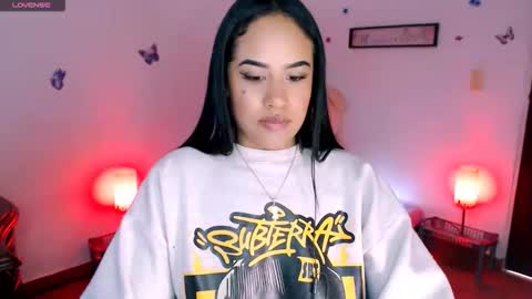 Stephanie online show from 12.19.25