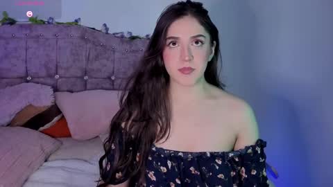 Snapshot of sweet_anllela chatting on 05.26.26 Sthefany Lauren Independent Model online show from 05.26.26