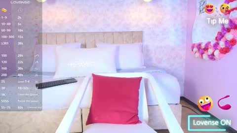 Snapshot of sweet_artemiis chatting on 09.24.25 sweet_artemiis online show from 09.24.25