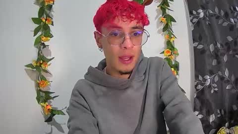 sweet_boy2224 online show from 11.29.25