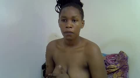 Snapshot of sweet_brown9 chatting on 10.04.25 sweet_brown9 online show from 10.04.25