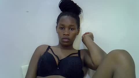 Snapshot of sweet_brown9 chatting on 10.15.25 sweet_brown9 online show from 10.15.25