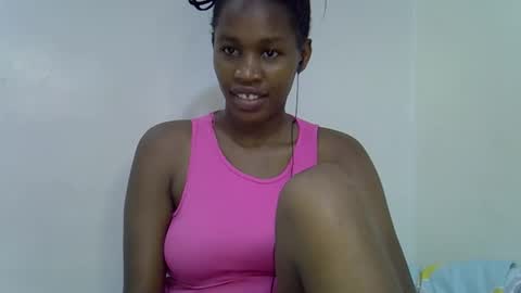 Snapshot of sweet_brown9 chatting on 10.18.25 sweet_brown9 online show from 10.18.25