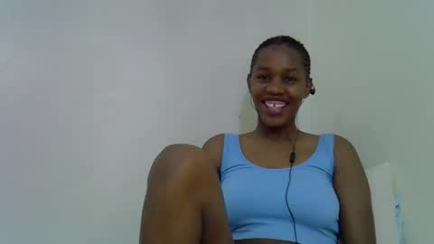 Snapshot of sweet_brown9 chatting on 10.24.25 sweet_brown9 online show from 10.24.25