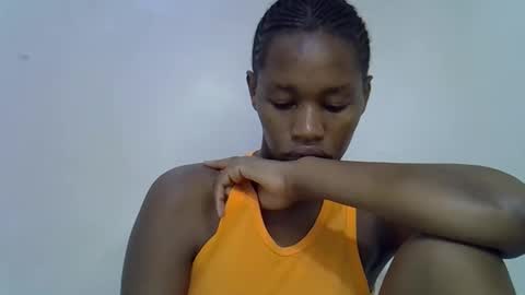 Snapshot of sweet_brown9 chatting on 10.26.25 sweet_brown9 online show from 10.26.25