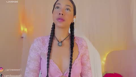 Snapshot of sweet_carine chatting on 02.07.26 camil online show from 02.07.26