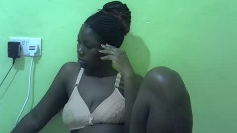 sweet_cherie1 online show from 04.21.26