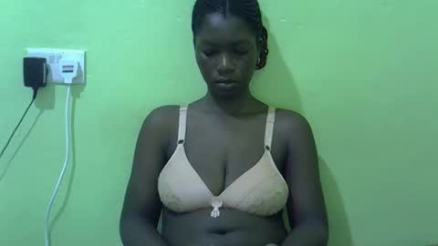 sweet_cherie1 online show from 04.22.26