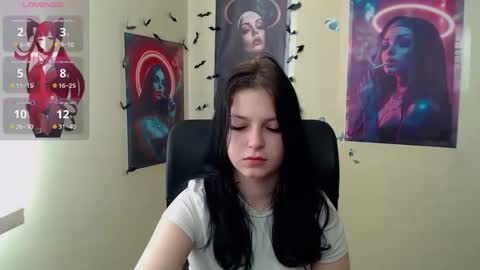 Ivy online show from 04.21.26