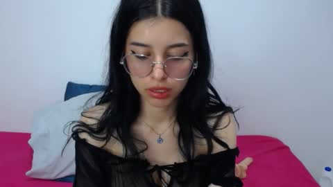 Snapshot of sweet_cloe444 chatting on 05.09.26 sweet_cloe444 online show from 05.09.26