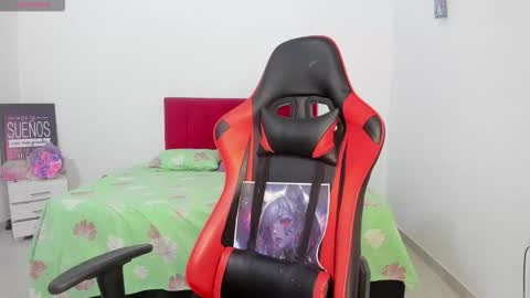 sweet_coral_ online show from 02.01.26