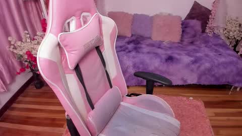 Snapshot of sweet_daniiela chatting on 10.09.25 IM Dani online show from 10.09.25