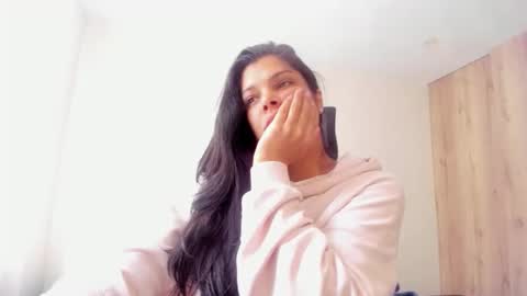 Snapshot of sweet_dreamses chatting on 03.11.26 Kendra online show from 03.11.26