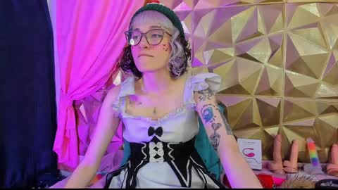  emmili  online show from 12.15.24