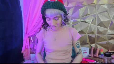  emmili  online show from 12.16.24