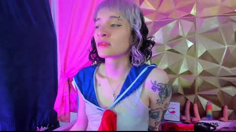  emmili  online show from 01.13.25