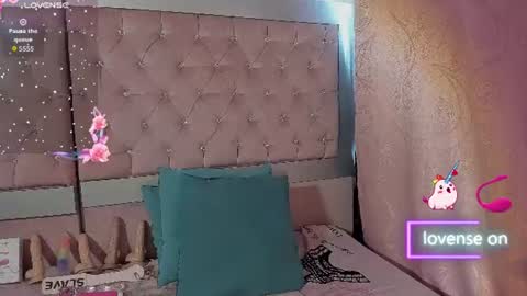  emmili  online show from 07.22.26